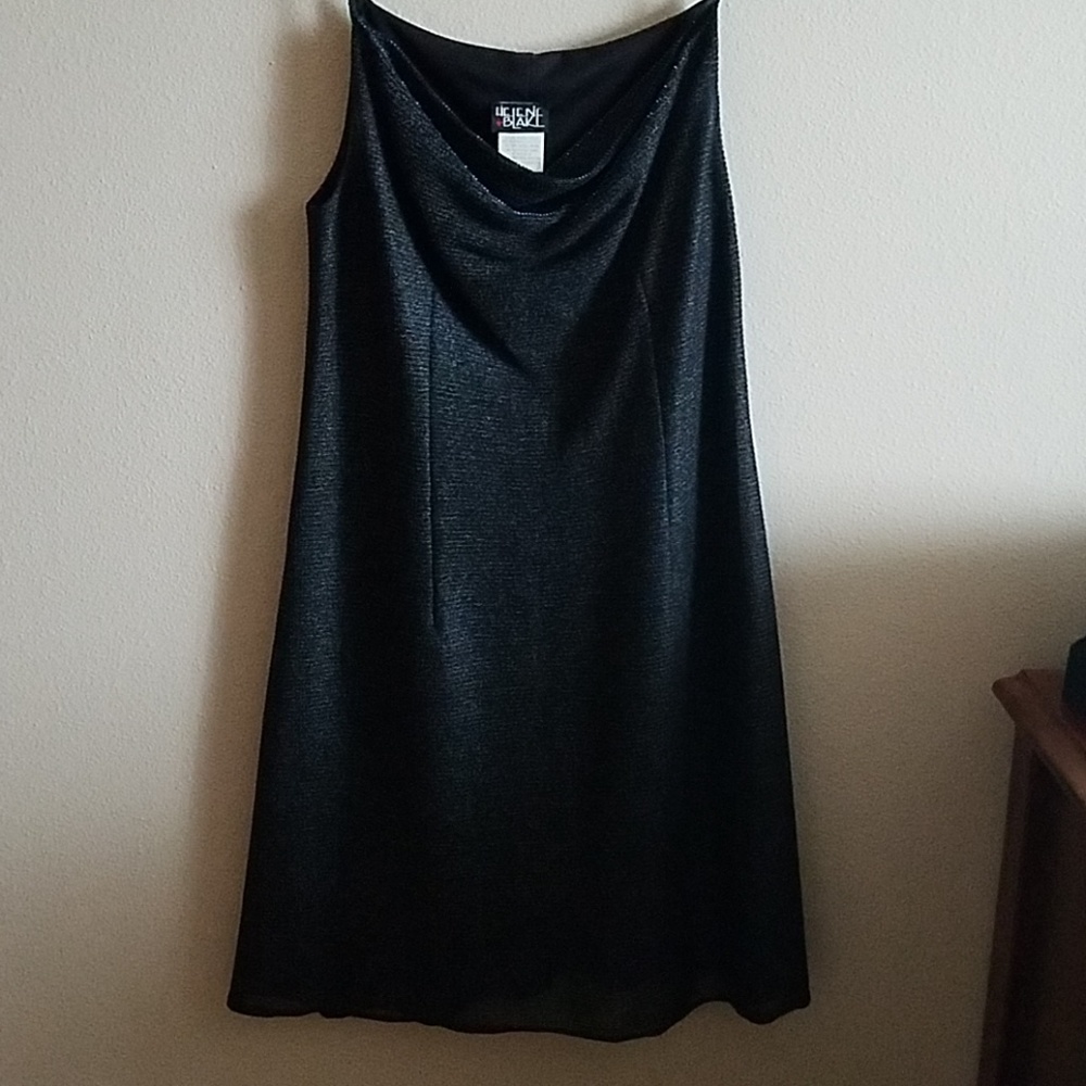 Dress with blue speckles